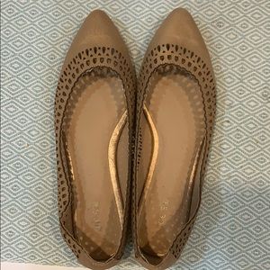 *ACCEPTING ALL OFFERS* Joe’s Flats